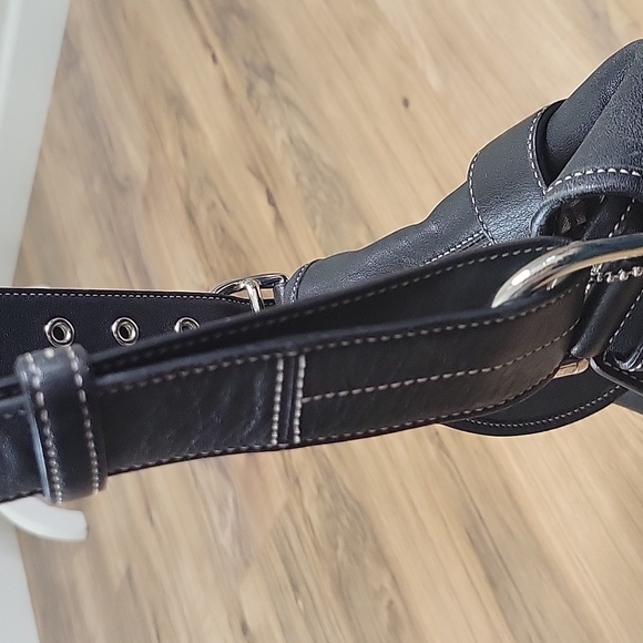 Coach Black Leather Shoulder Bag - Picture 13 of 17